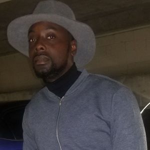 Meet your Posher, Desmond